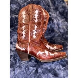Women’s | Ariat Brown & White Western Cowboy Boots – Size 7B